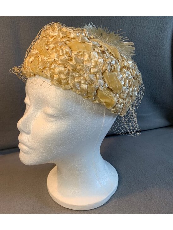 Ladies Ivory Raffia & Velvet Ribbon Hat with Netting Size 22 Vintage main image 7